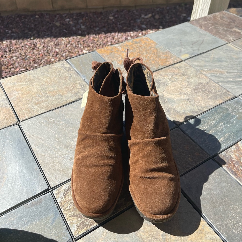 FLY London booties, Color-Camel, sz 40, New In Box